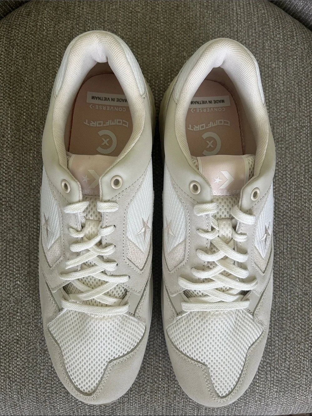Converse wave trainer